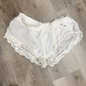 Billabong short shorts